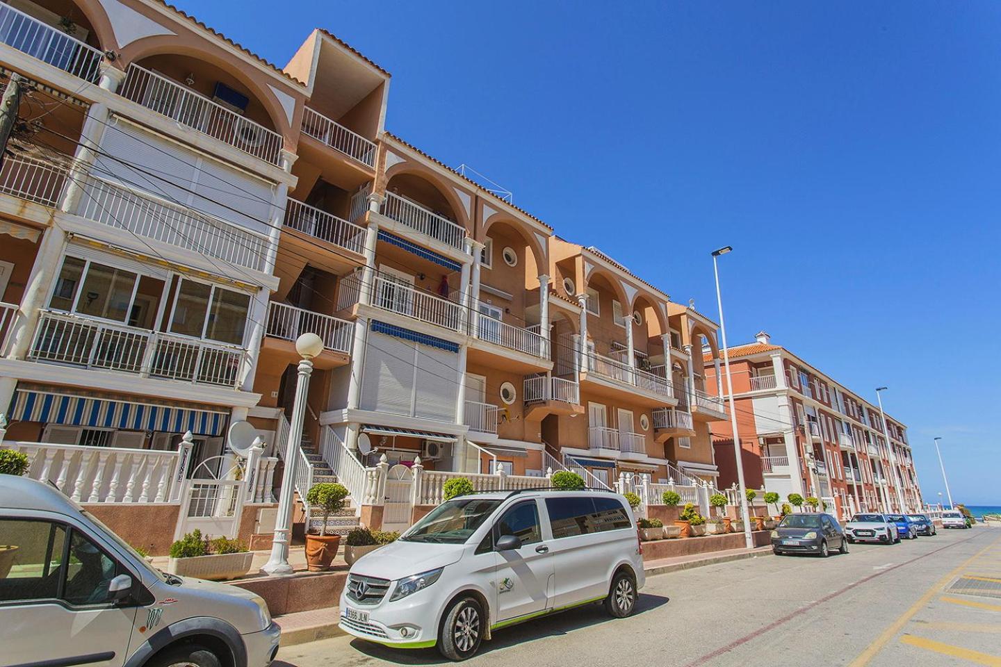 33 Beach Terrace - Alicante Real Estate 拉马他 外观 照片